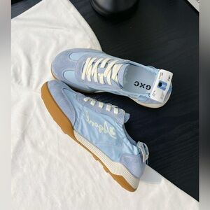 Light Blue 'GXC' Lace-Up Sneakers with Gum Sole size 36（23cm）